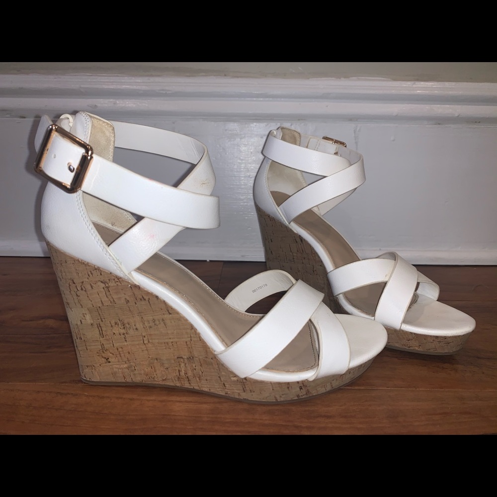 Forever 21 Wedges Size 7.5